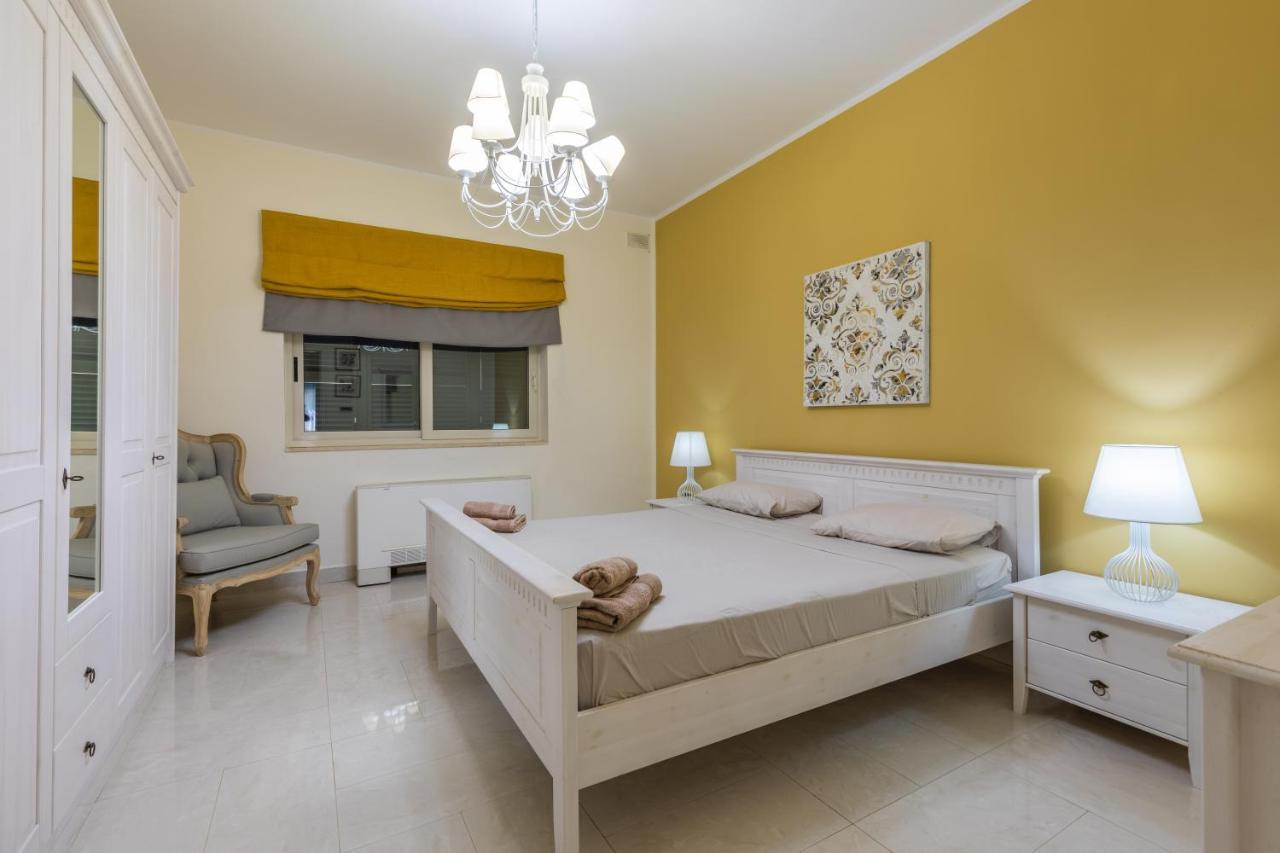 Villa Palma - Sunset Sea Views With Pool, Jacuzzi, Sauna And Games Room Mellieħa Εξωτερικό φωτογραφία
