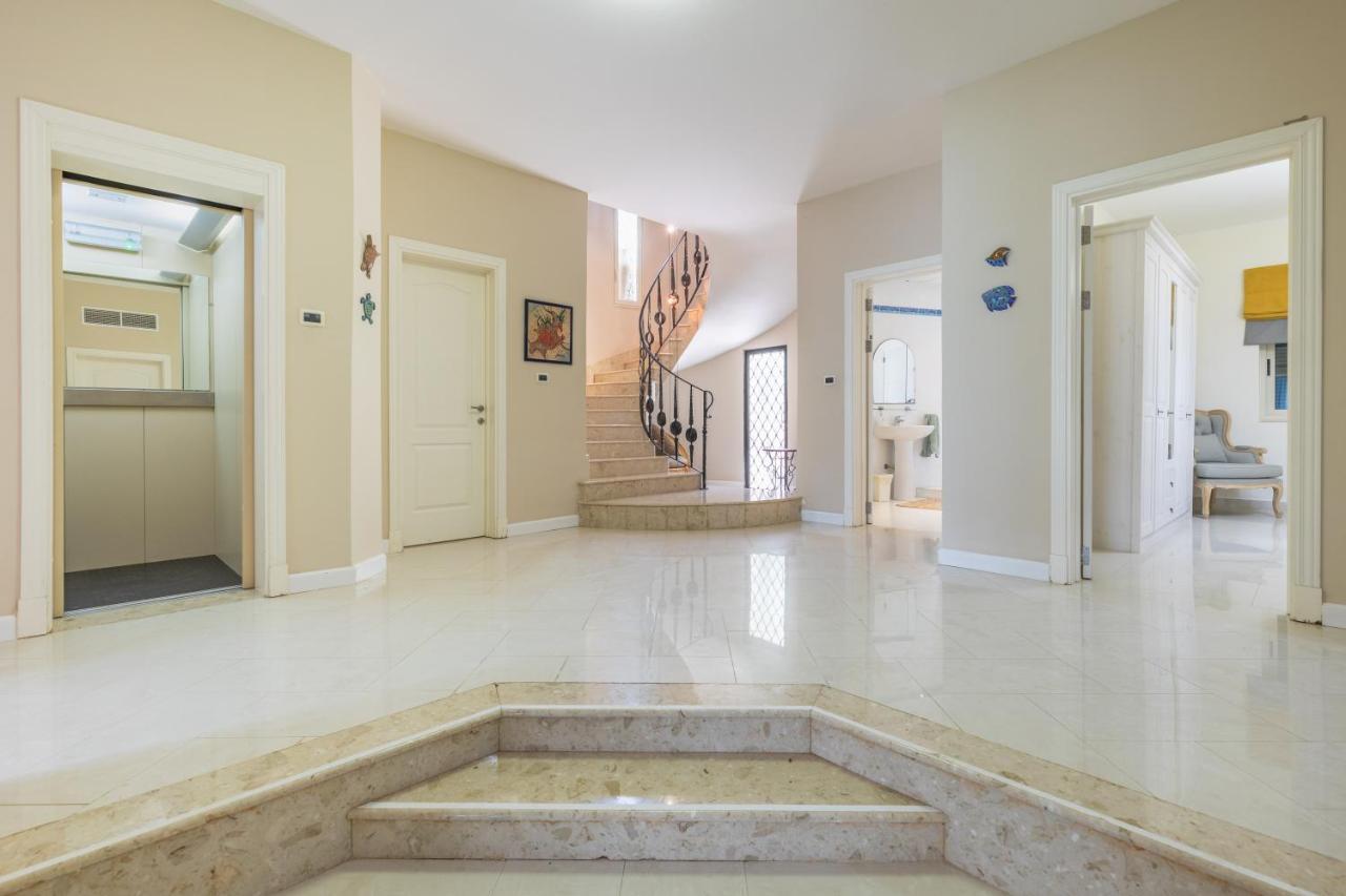 Villa Palma - Sunset Sea Views With Pool, Jacuzzi, Sauna And Games Room Mellieħa Εξωτερικό φωτογραφία
