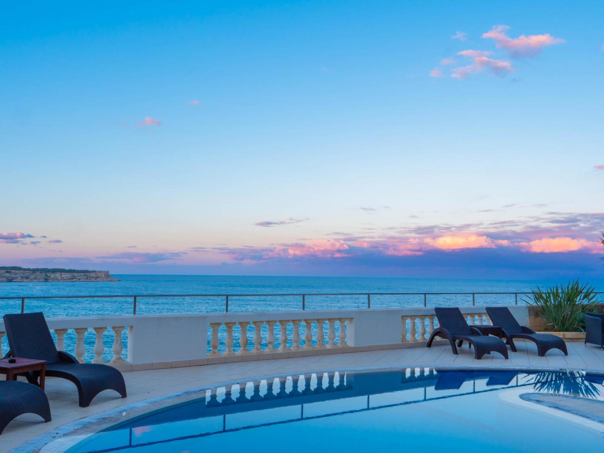 Villa Palma - Sunset Sea Views With Pool, Jacuzzi, Sauna And Games Room Mellieħa Εξωτερικό φωτογραφία