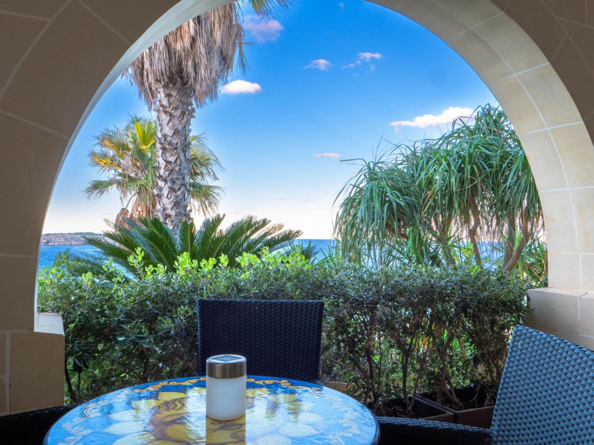 Villa Palma - Sunset Sea Views With Pool, Jacuzzi, Sauna And Games Room Mellieħa Εξωτερικό φωτογραφία